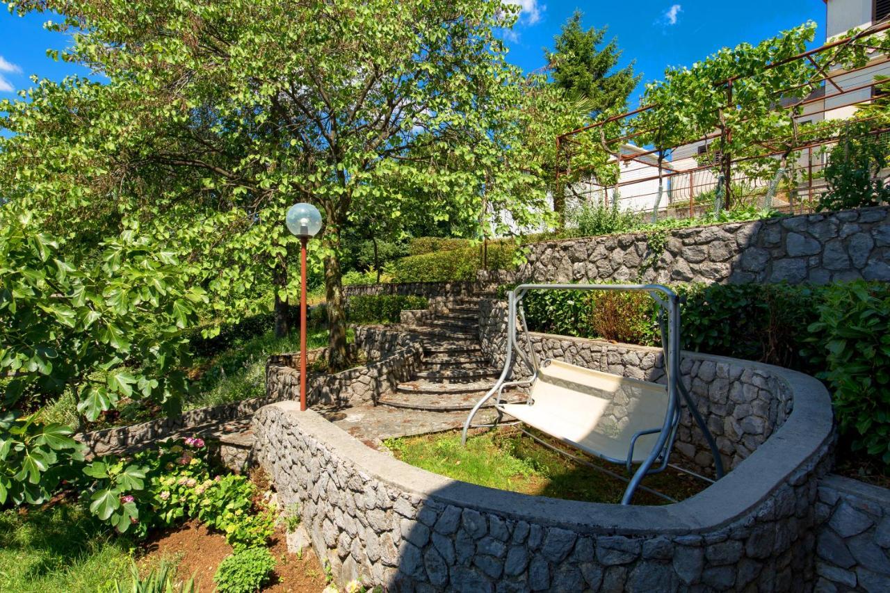 Apartment Magda With A Parking Space And Sea View Рийека Екстериор снимка